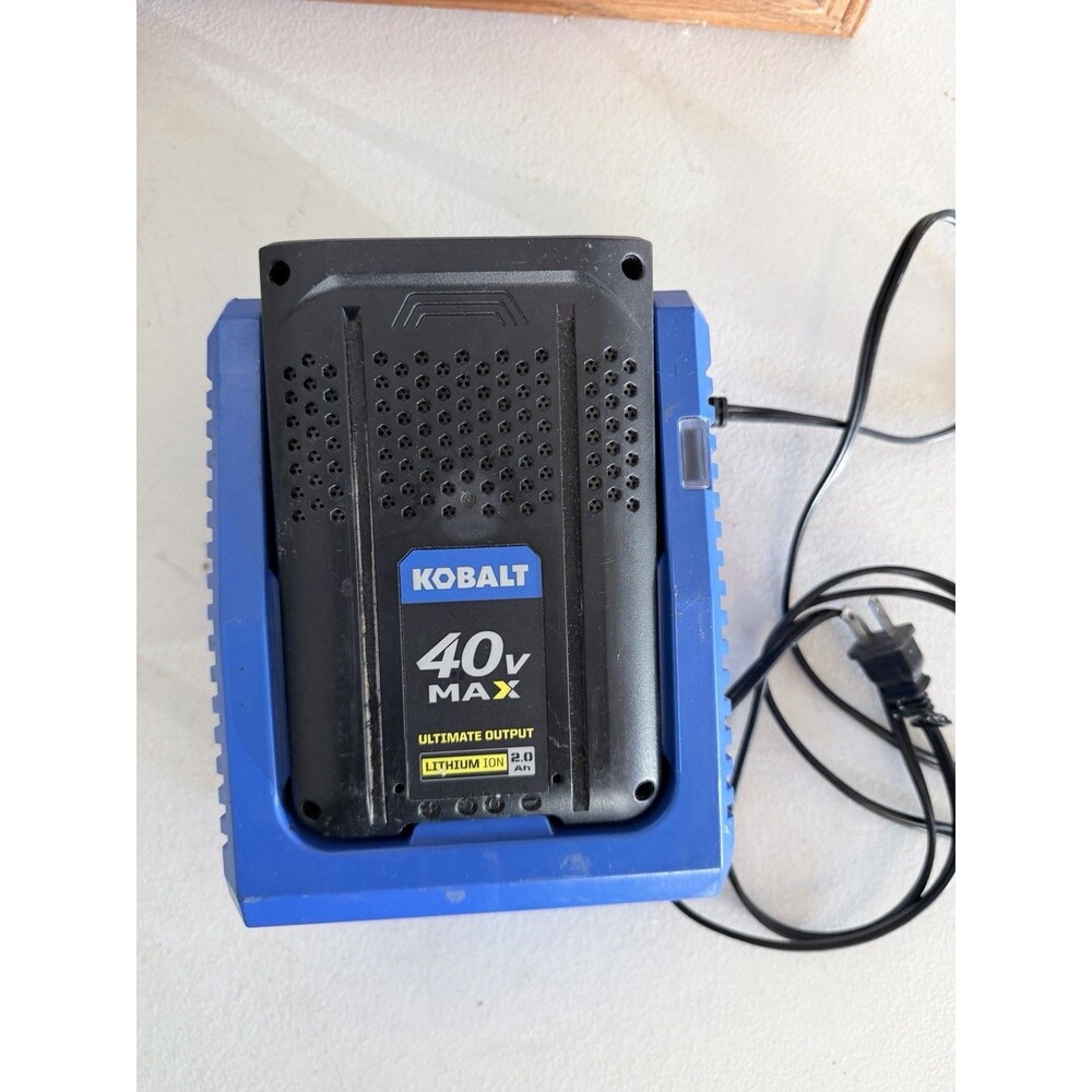 Kobalt 40V Max Lithium Ion Battery 2.5 Ah And Charger- NOT WORKING